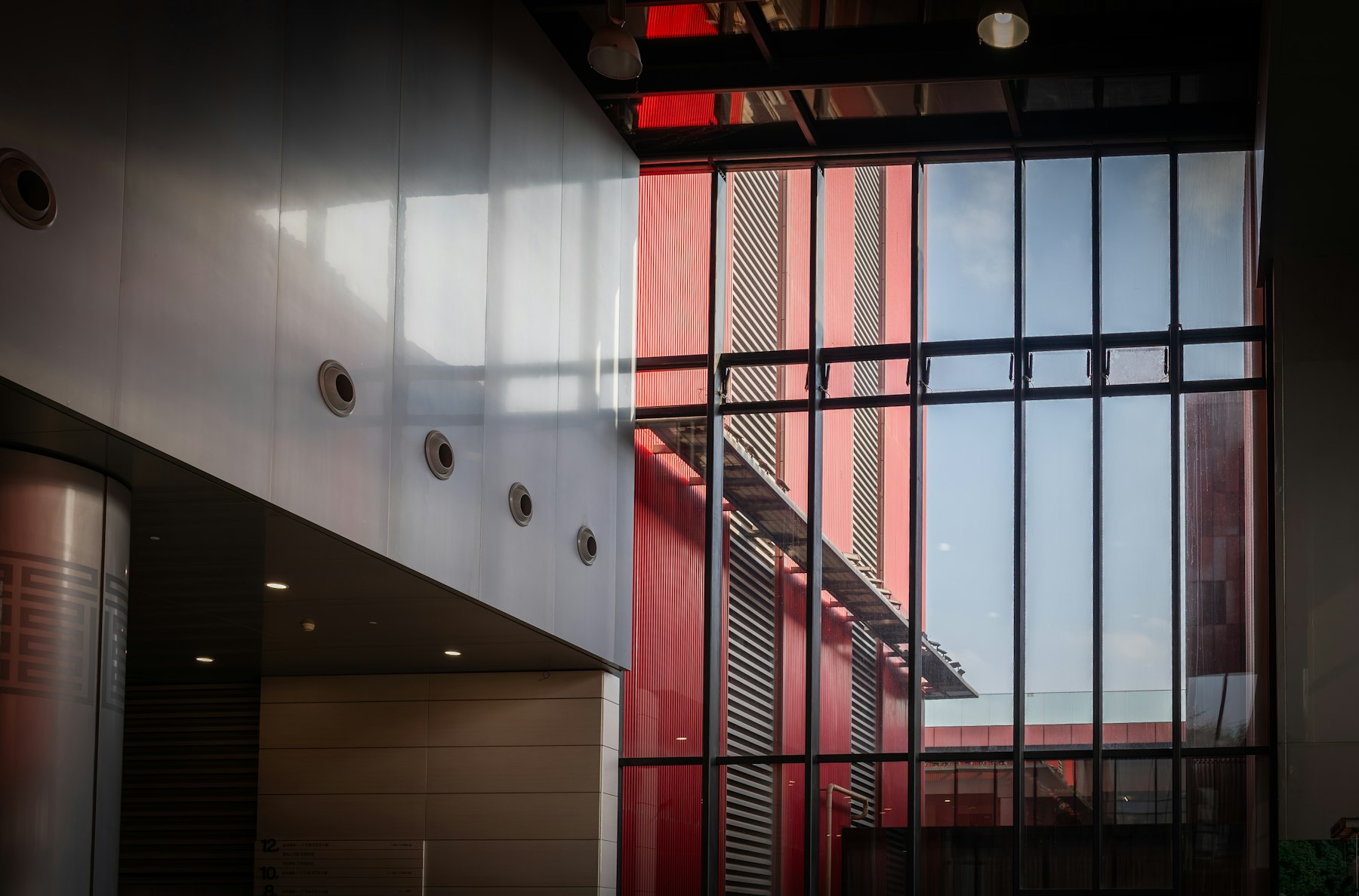Interior glass curtain wall